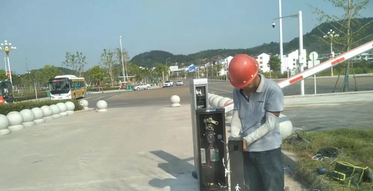 北京超市安装摄像头时，如何尽可能减少监控盲区或死角？凯源恒润北京监控安装工程公司有丰富的经验！
